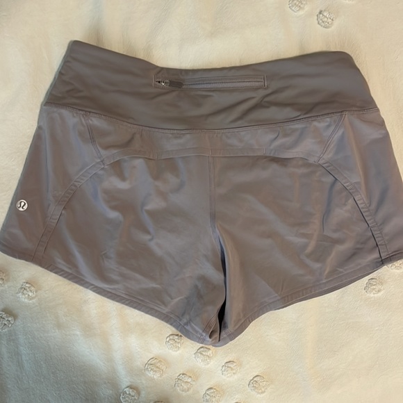 lulu lemon shorts - Picture 2 of 3
